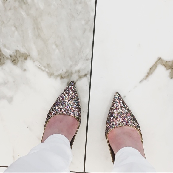 Meet your Posher, Amanda - Picture 2 of 2